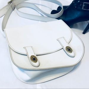 AUTHENTIC FOSSIL GENUINE LEATHER WHITE PURSE BAG